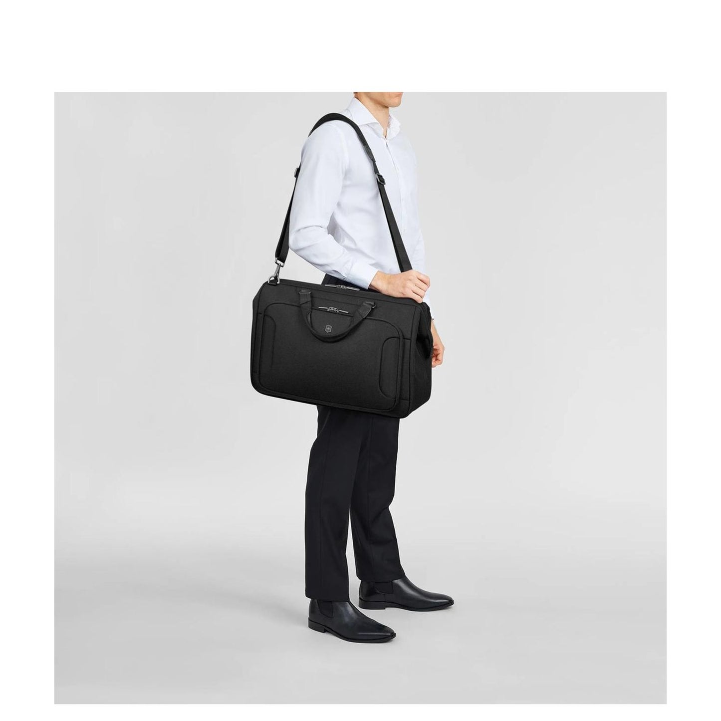 Victorinox Werks Traveler 7.0 Weekender black