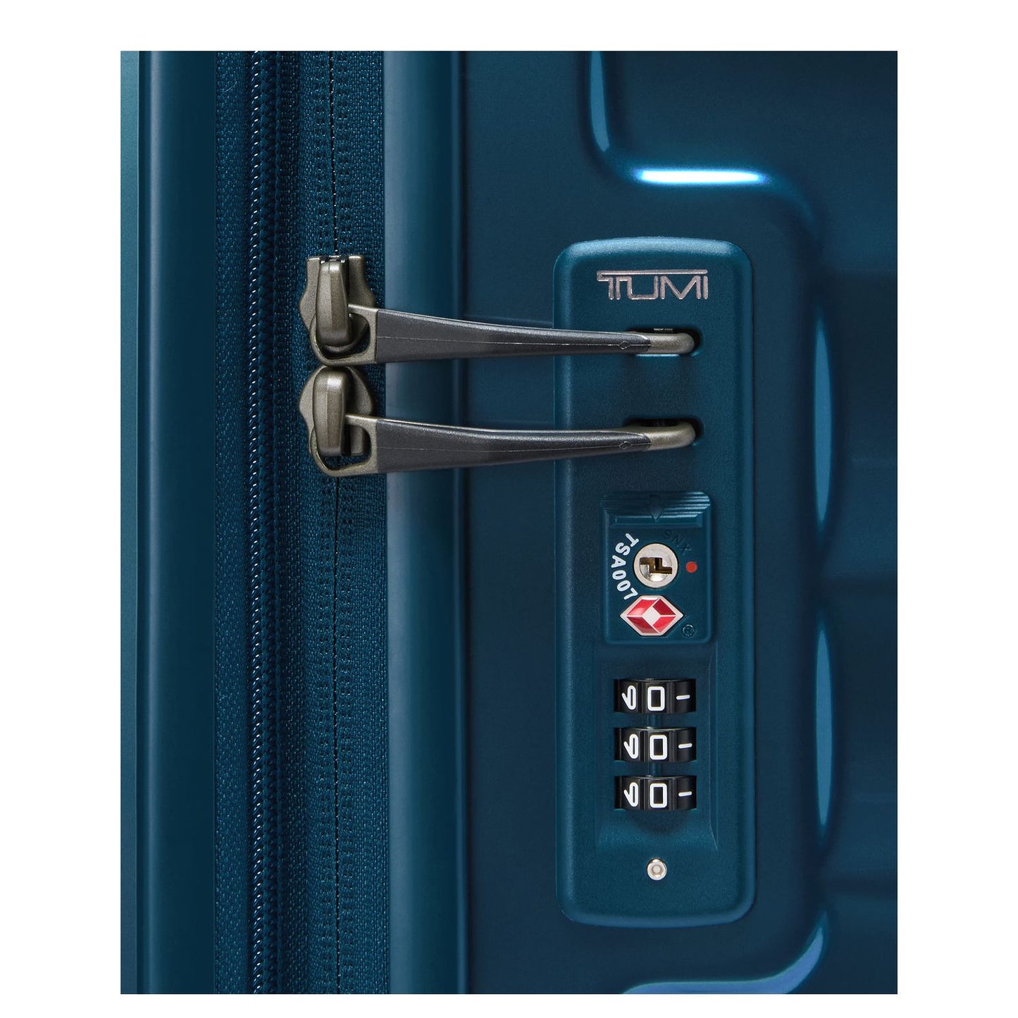 TUMI 19 Degree Ext Trip Exp 4 Whl P/C light blue iridescent