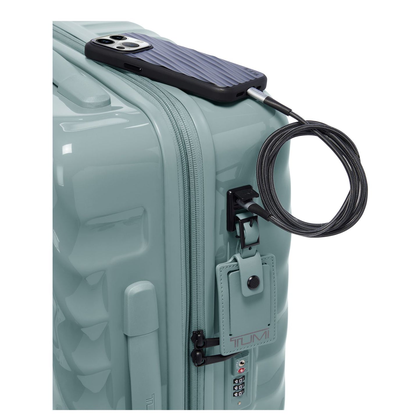 TUMI 19 Degree Intl Exp 4 Whl C/O thyme