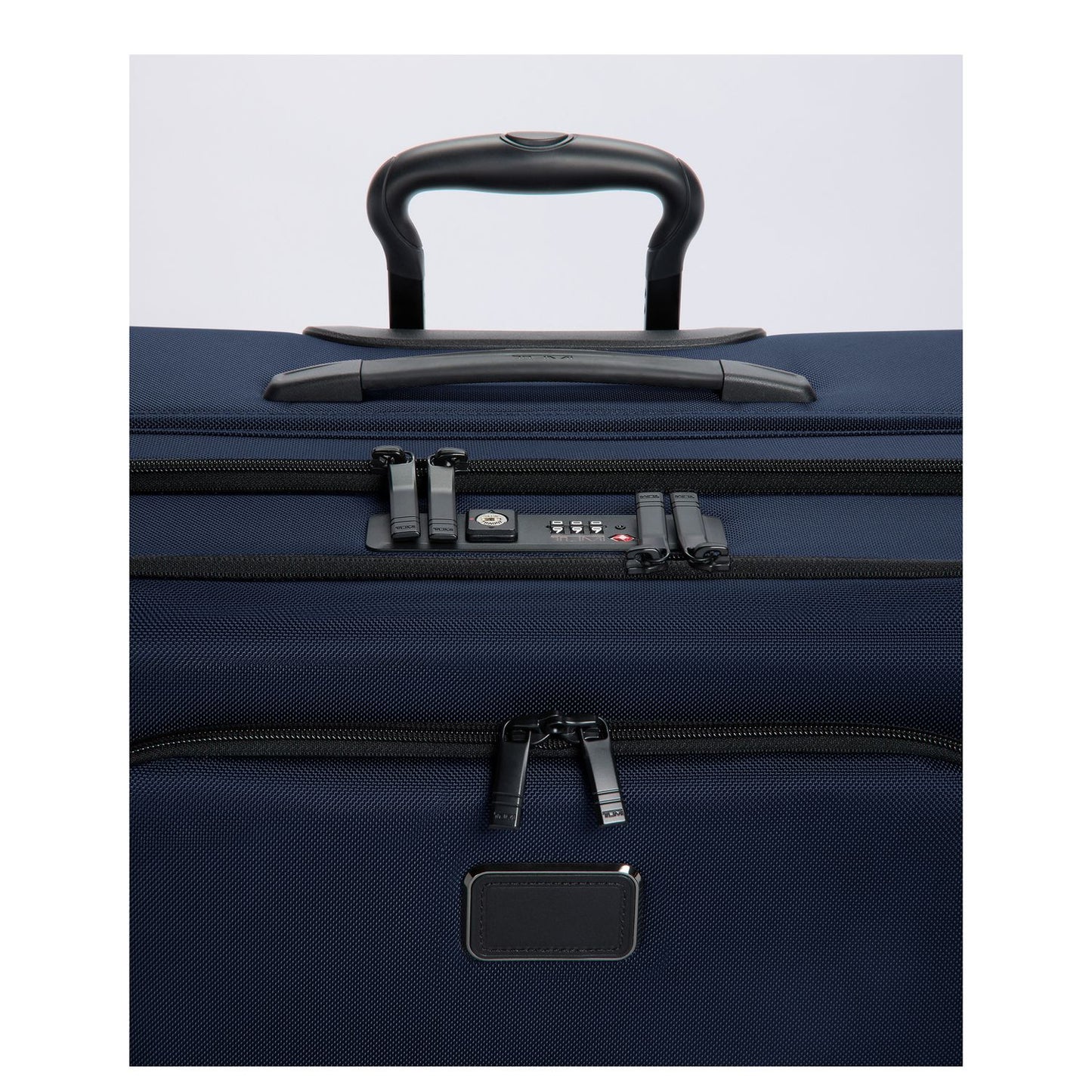 TUMI Alpha X-Large Dual Acc Exp Chk navy