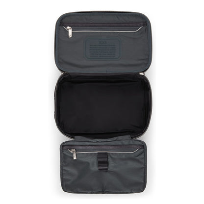 TUMI Arrive Richards Travel Kit black