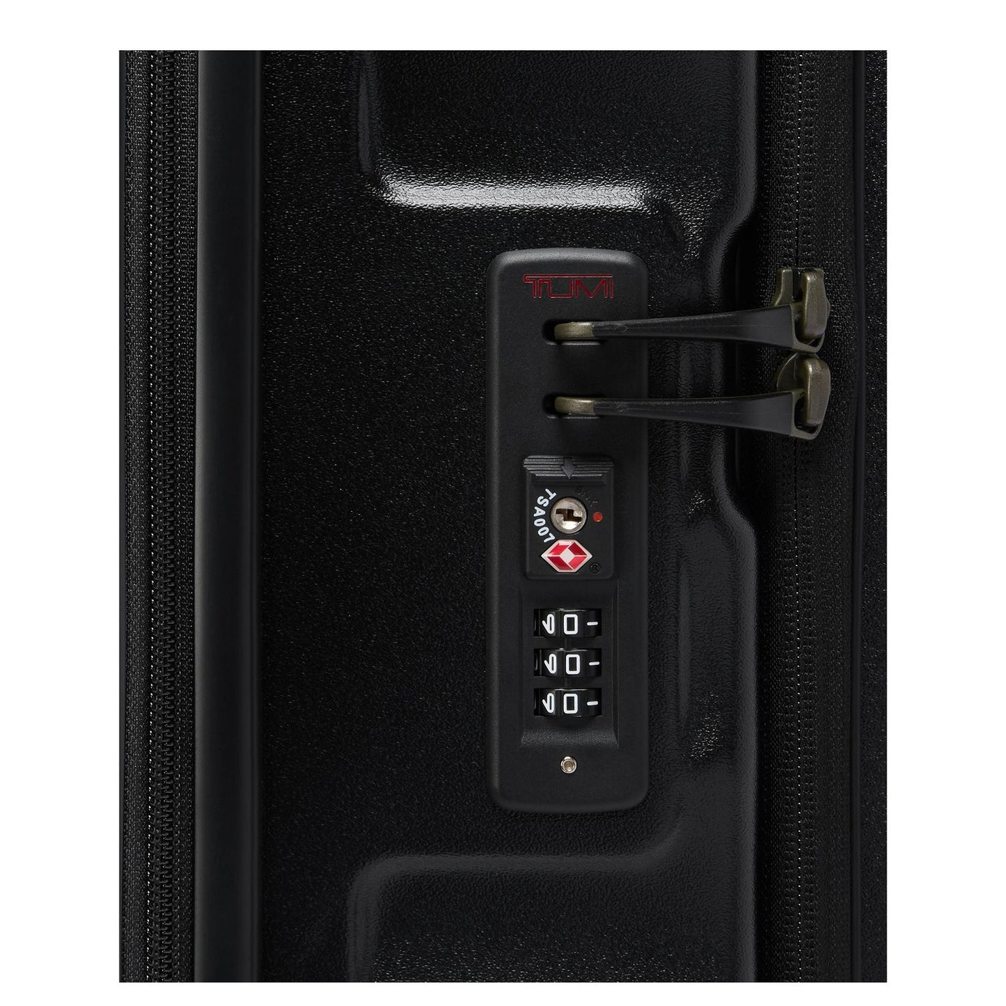 TUMI 19 Degree Medium Frnt Acc Exp Chk black texture