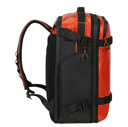 Samsonite Outtrax Underseat Backpack M - 34 liter - 45x36x20 cm - 17.3" laptopvak - tangerine red
