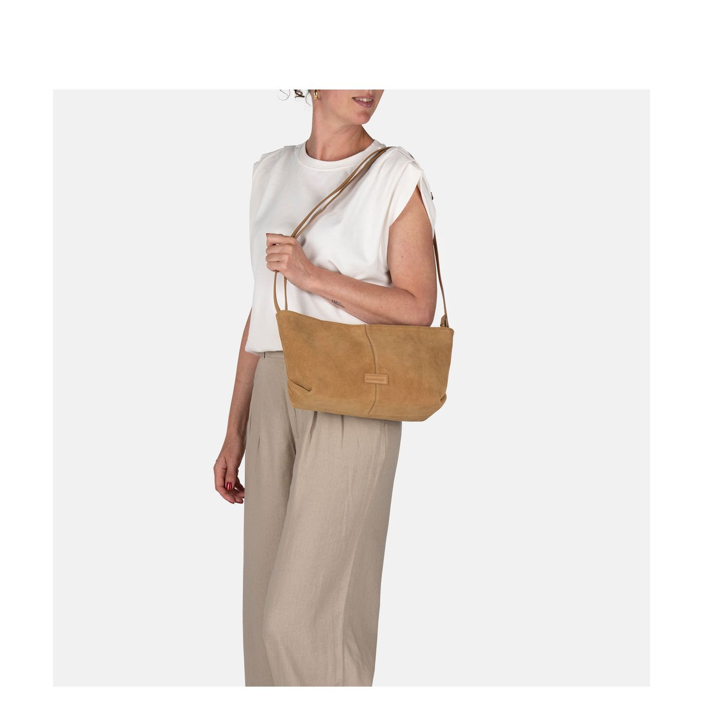 Burkely Vienna Crossbody Bag cognac