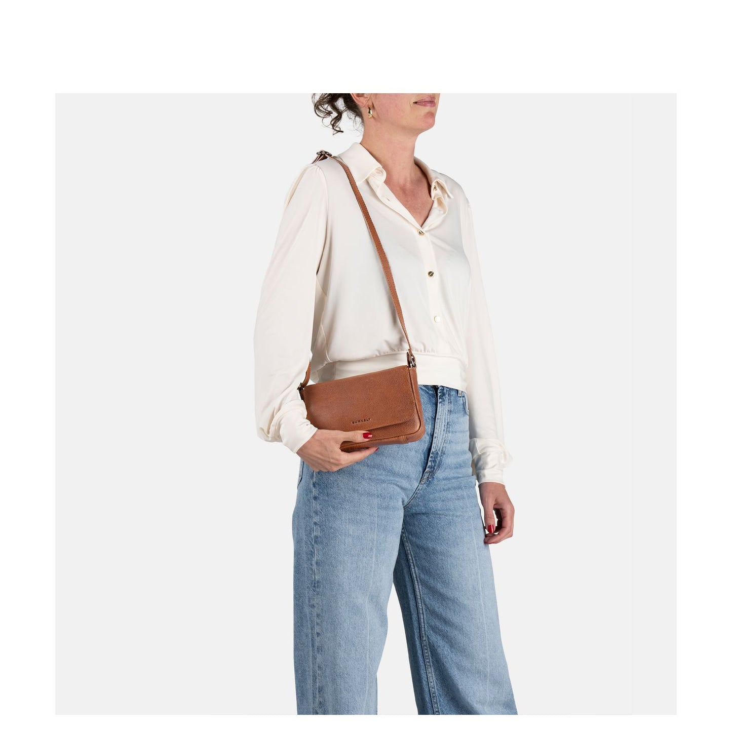 Burkely Antique Avery Isa Crossbody Flap cognac