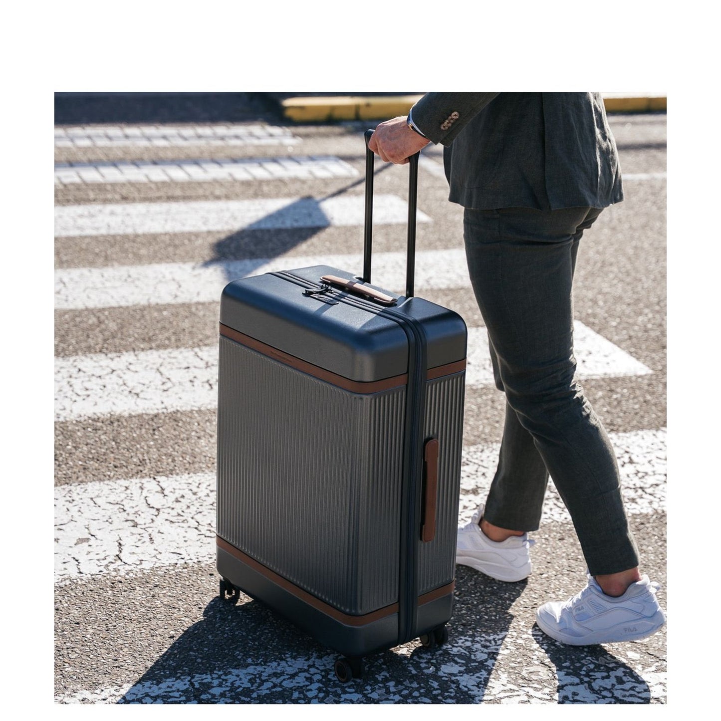 The Chesterfield Brand Zuna Spinner 76 cm - 113 liter - 76x52x30 cm - urban graphite