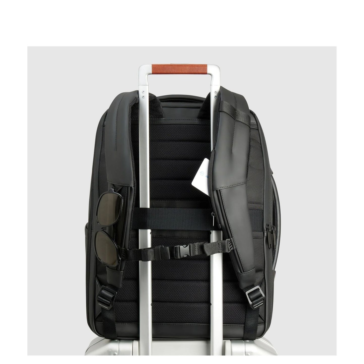 Piquadro Corner Travel Backpack nero