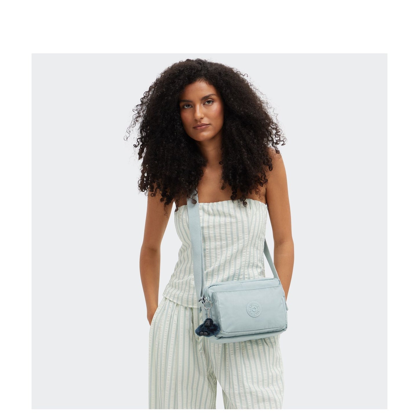Kipling Abanu M Crossbody Schoudertas breezy blue