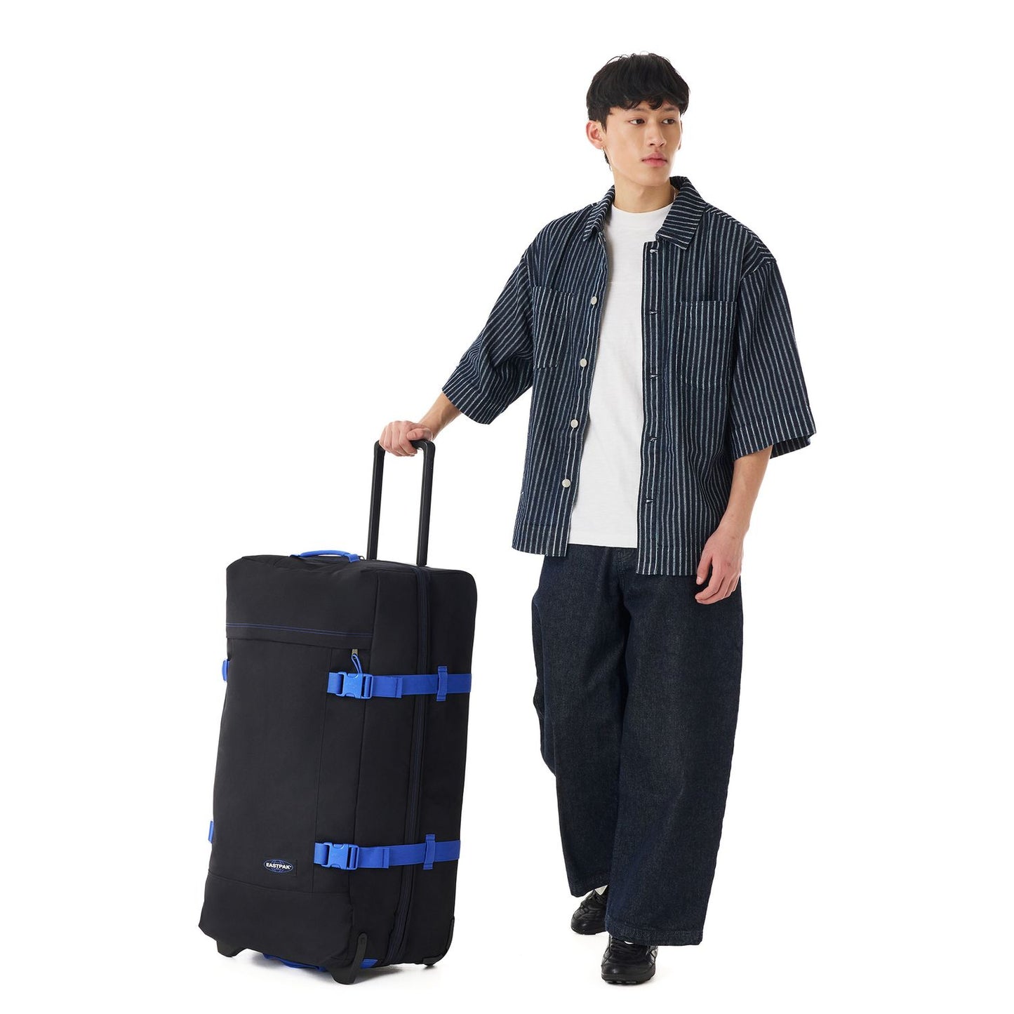 Eastpak Tranverz L Reistas 2 Wielen 79 cm - 121 liter - 79x40x33 cm - kontrast black blue