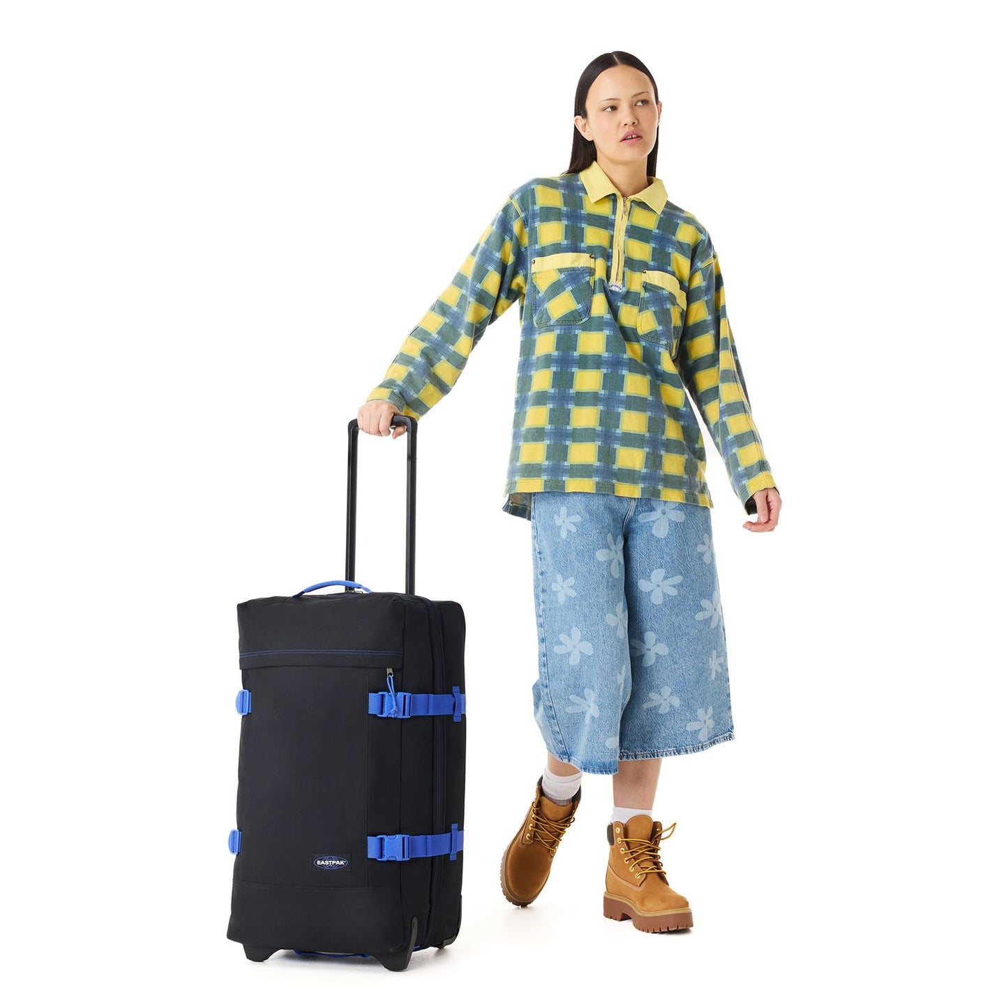 Eastpak Tranverz M Reistas 2 Wielen 67cm - 78 liter - 67x35.35x30 cm - kontrast black blue