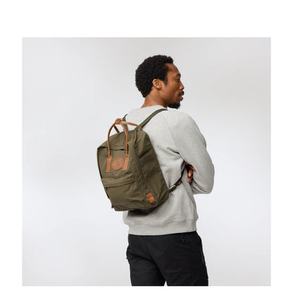 Fjallraven Kanken No. 2 Rugzak - 16 liter - black-black