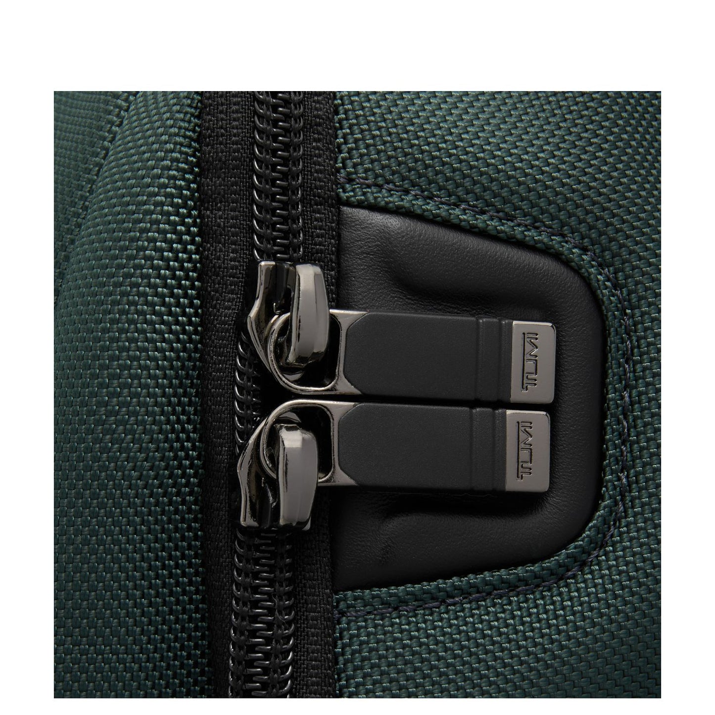 TUMI Alpha Brief Pack Rugzak - 35 liter - 15" laptopvak - deep pine