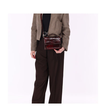 Burkely Cool Colbie Crossbody Schoudertas burgundy