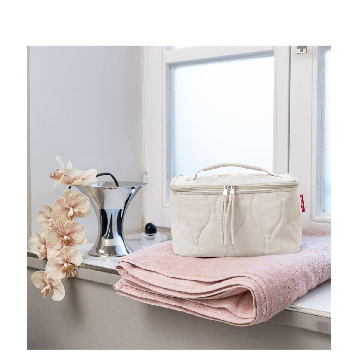 Reisenthel Cosmetic Beautycase puffer stone