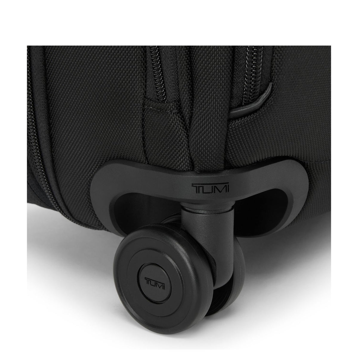 TUMI Alpha Laptoptrolley 45.5 cm - 25 liter - 45.5x38.5x31 cm - black