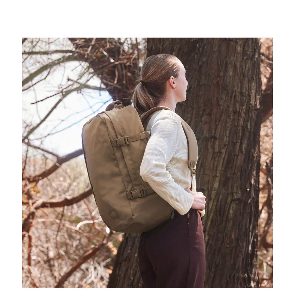 CabinZero Classic Handbagage Reisrugzak 51 cm - 44 liter - 51x36x19 cm - pine cone