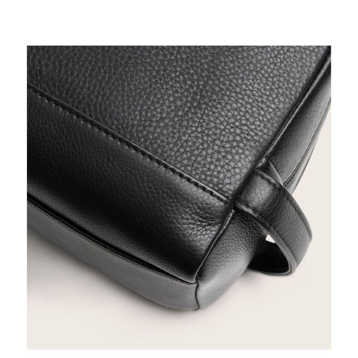 The Chesterfield Brand Montelaro Leren Toilettas zwart