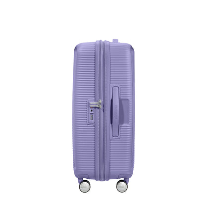 American Tourister Soundbox Spinner 67 Erweiterbarer lavendelfarbener Hartschalenkoffer