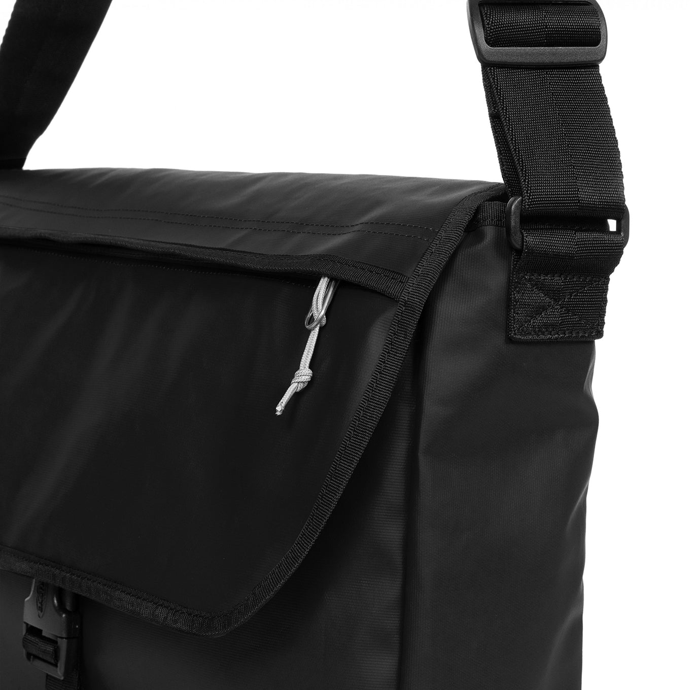 Eastpak Delegate + tarp black