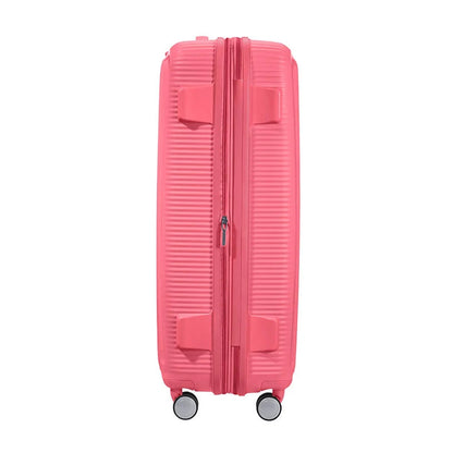 American Tourister Soundbox Spinner 77 Erweiterbarer, sonnengeküsster Koralle-Hartschalenkoffer