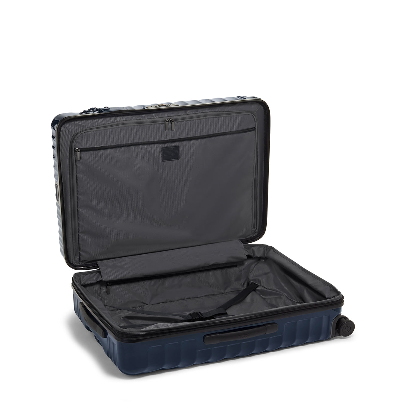 Tumi 19 Degree Extended Trip Expandable 4 Wheel Trolley navy Hard Suitcase