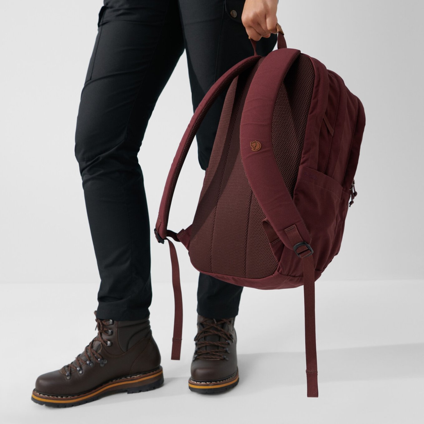 Fjallraven Raven 28 khaki dust