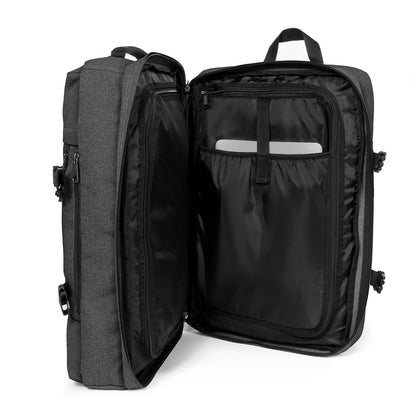 Eastpak Travelpack Wochenendtasche aus schwarzem Denim