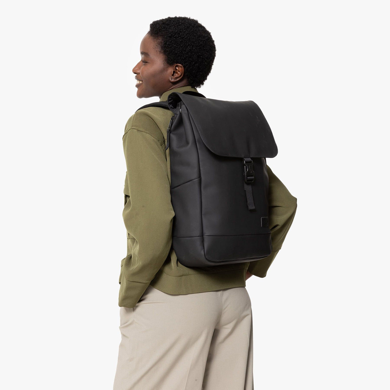 Eastpak Yarin Cnnct F matte black