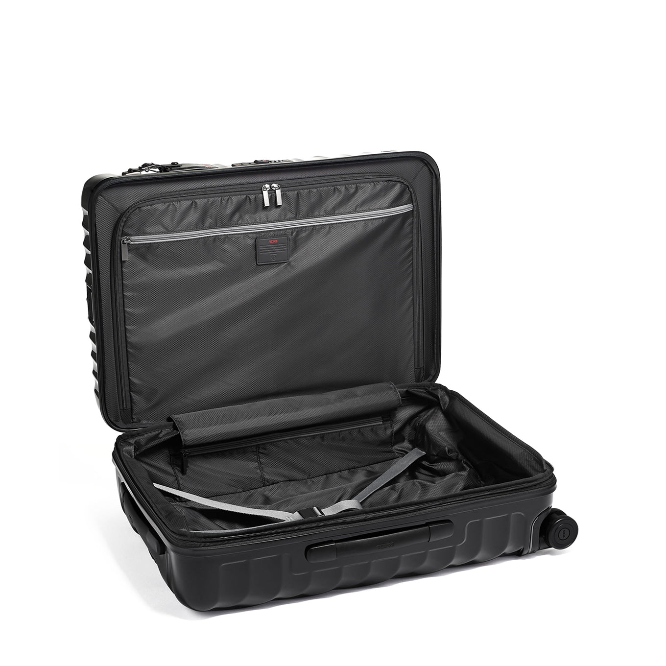 Tumi 19 Degree Short Trip Expandable 4 Wheeled Packing Case black