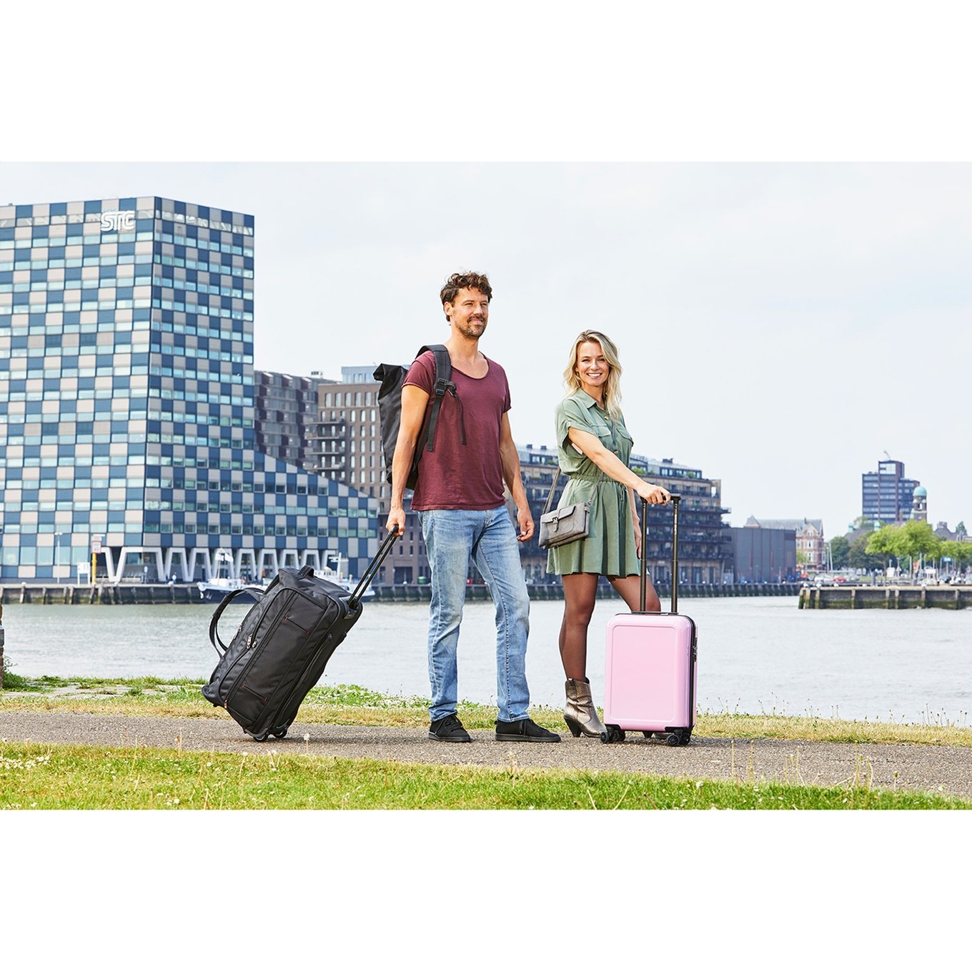 Enrico Benetti Cornell Wheel Bag M zwart