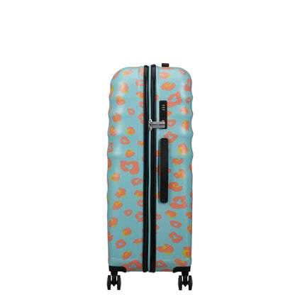 American Tourister Wavebreaker Disney Spinner 77/28 TSA Minnie Pastel Dots Hard Case
